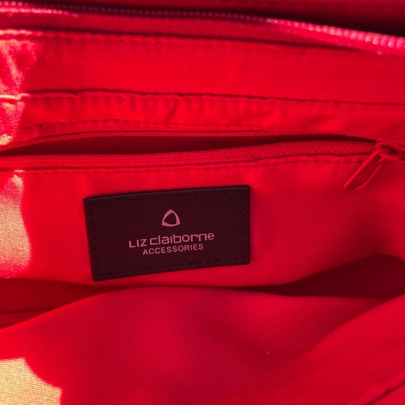 Red Shoulder Bag - Picture 4 of 12